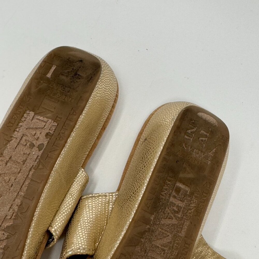 Alfani Womens Tan & Gold Embossed Vegan Leather Slip on Wedge Sandal Size 9.5 - Picture 11 of 11